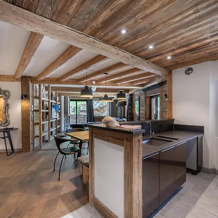 De Luxe Avec Sauna Et Terrasse Au Centre De - Fr-1-567-51 Val-d'Isere